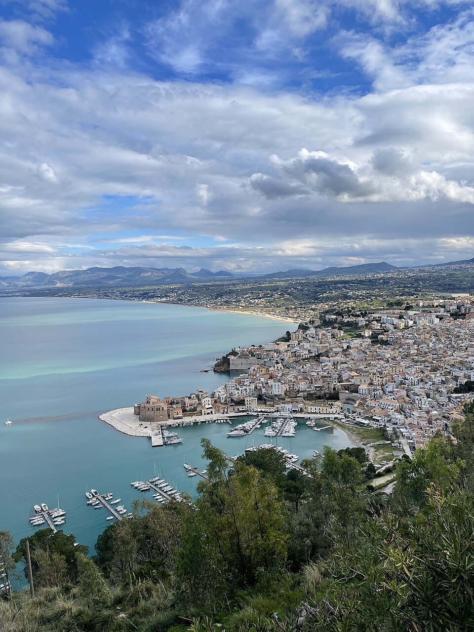 Veduta panoramica di Castellammare del Golfo