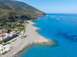 La spiaggia di San Giorgio nel golfo di Patti