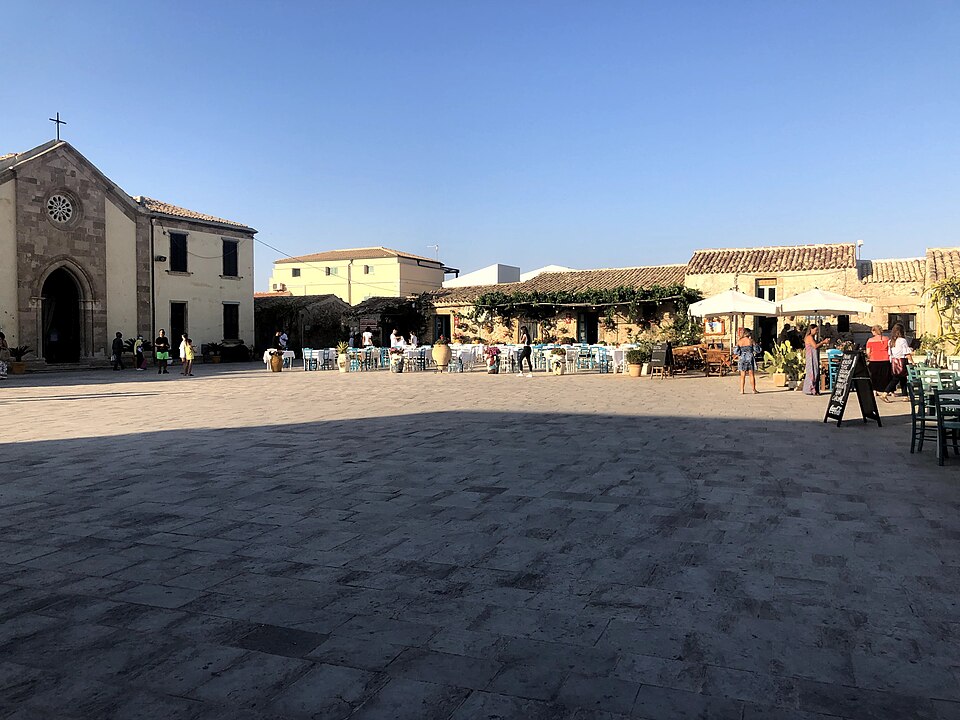 Piazza Regina Margherita