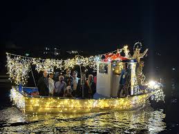 La processione a mare dell’Assunta