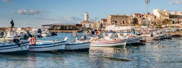 Il porto peschereccio di Scoglitti